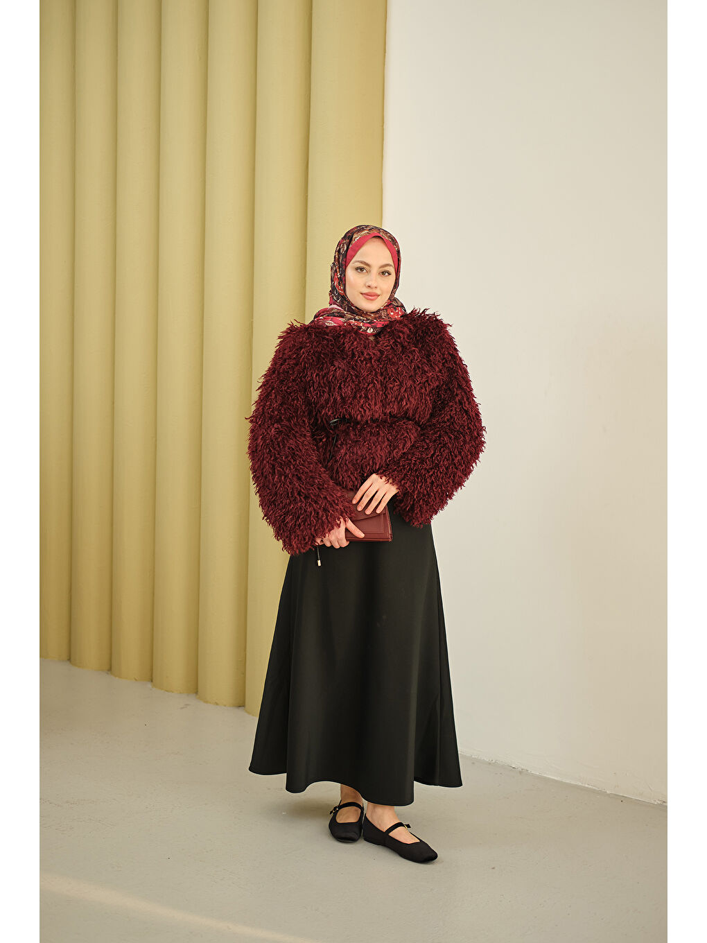 Kadın Kıvırcık Detay Kürk Kaban Bordo-1