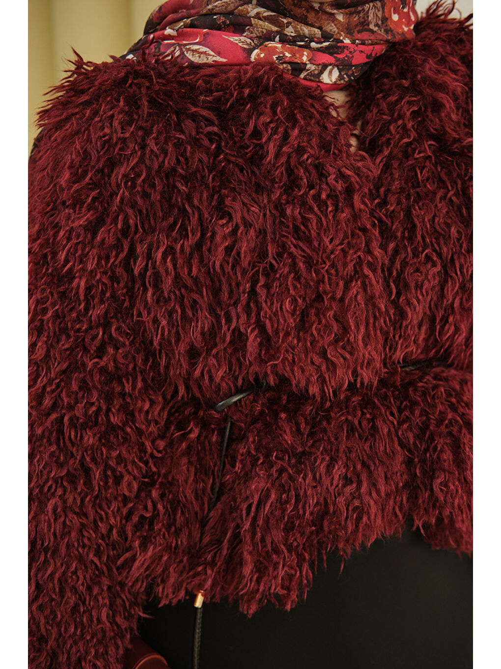 Kadın Kıvırcık Detay Kürk Kaban Bordo-3