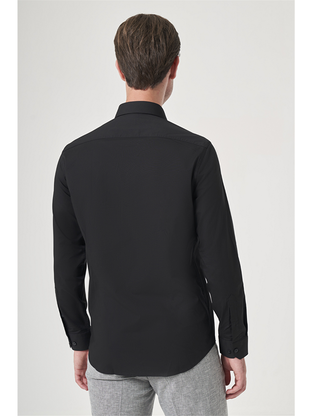 Siyah Sert Yaka Uzun Kol Cepsiz Slim Fit Pamuklu Gömlek 1004260181-4