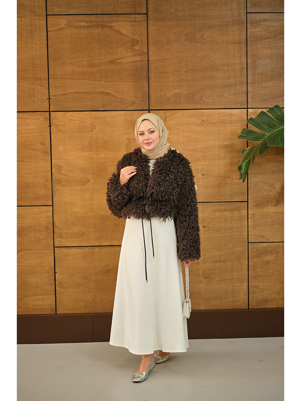 Kadın Kıvırcık Detay Kürk Kaban Kahverengi-1