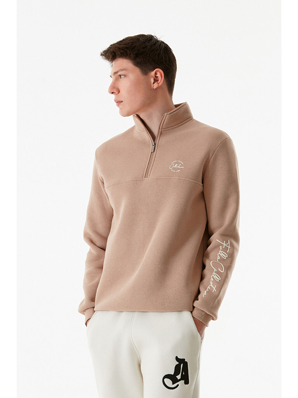 Fullamoda Camel Yazı Baskılı Yarım Fermuarlı Dik Yaka Sweatshirt