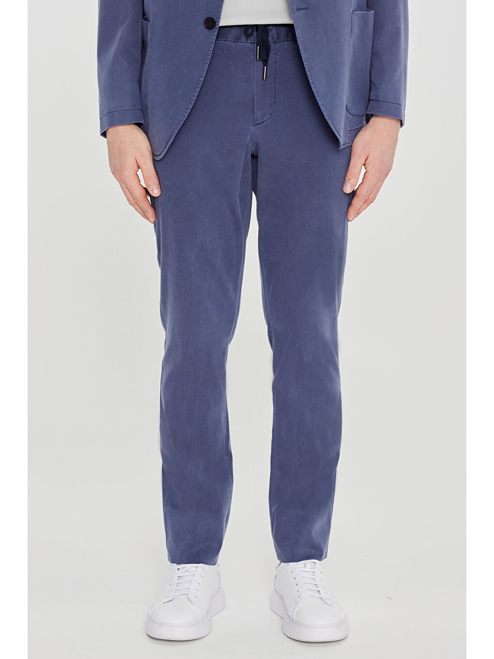 Erkek Mavi Slim Fit Mono Yaka Beli Bağlamalı Torba Cepli Esnek Takım Elbise-4