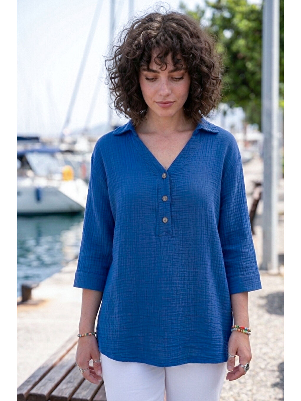 Mavi Gömlek Yaka Düğmeli 3/4 Kol Yanları Düğmeli Casual Müslin Dokuma Bluz 67 67