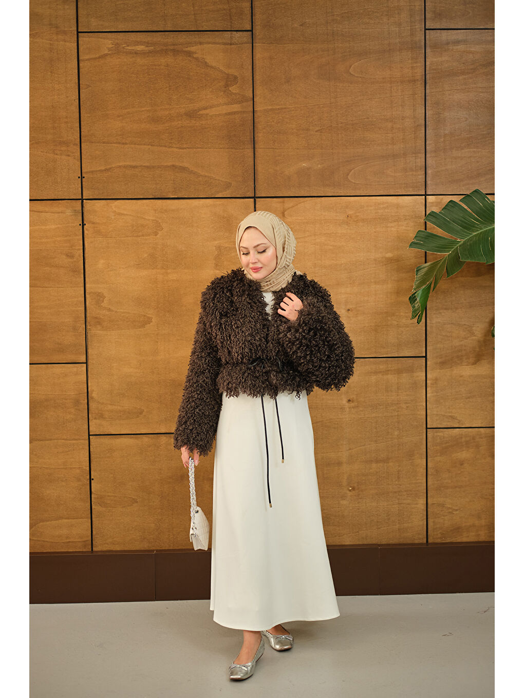 Kadın Kıvırcık Detay Kürk Kaban Kahverengi-4