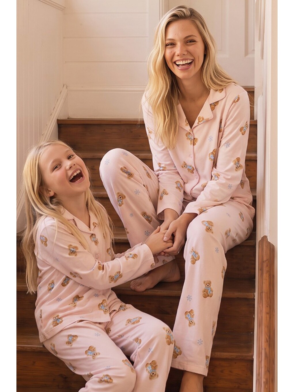 Pembe Desenli Termal Kumaşlı Ultra Soft Yumuşak Düğmeli Örme Pijama Takımı