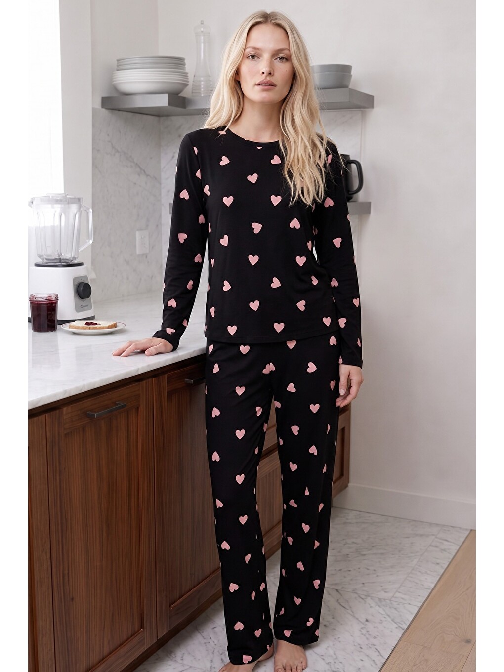 Siyah Desenli Termal Kumaşlı Ultra Soft Yumuşak Örme Pijama Takımı-1
