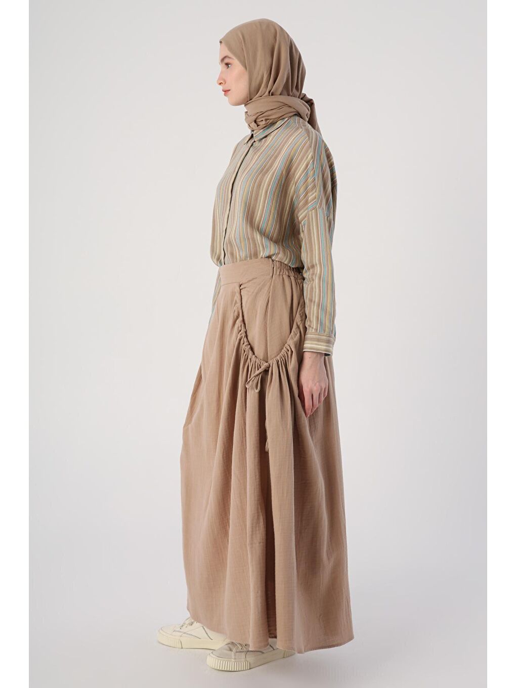 Koyu Bej %100 Pamuk Yanları Büzgü Detaylı Kloş Etek-2