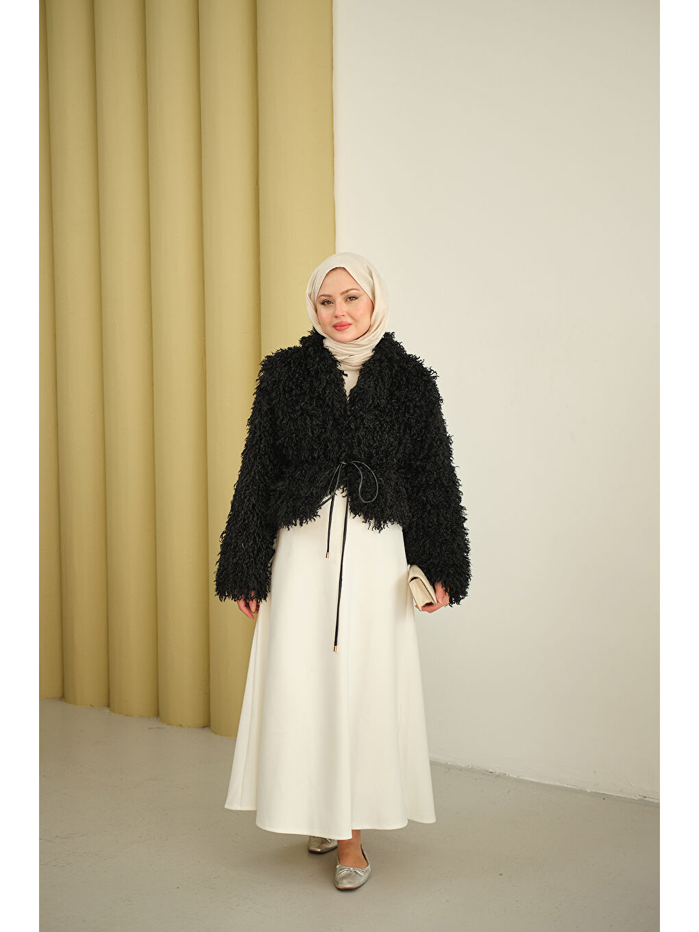 Kadın Kadın Kıvırcık Detay Kürk Kaban Siyah-1