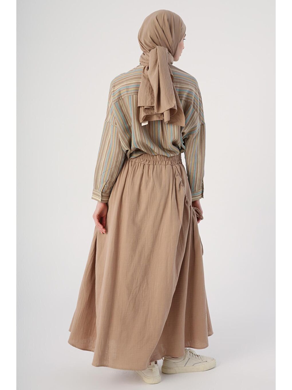 Koyu Bej %100 Pamuk Yanları Büzgü Detaylı Kloş Etek-3