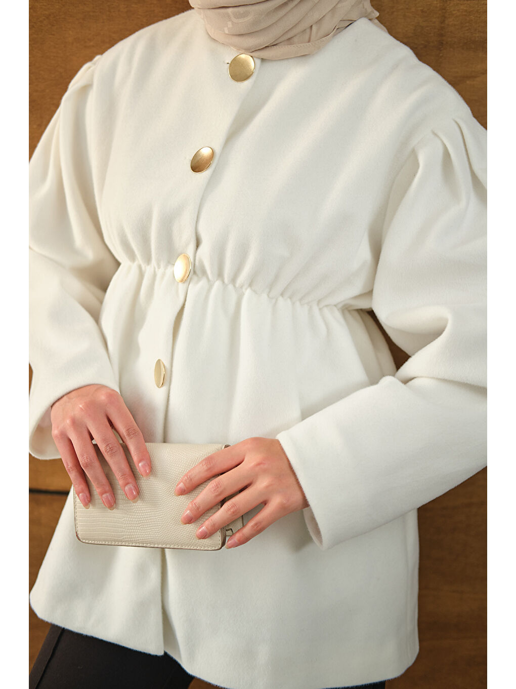 Kadın Beli Lastikli Angora Ceket Beyaz-4