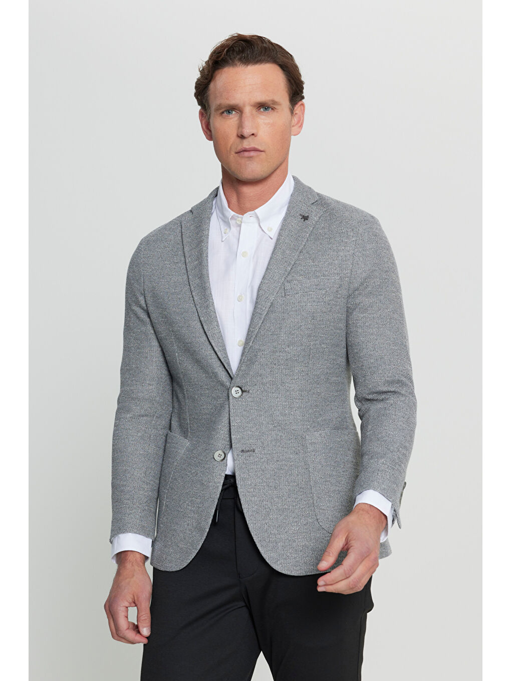 Erkek Gri 360 Her Yöne Esneyen Slim Fit Dar Kesim Mono Yaka Armürlü Torba Cepli Blazer Ceket-3
