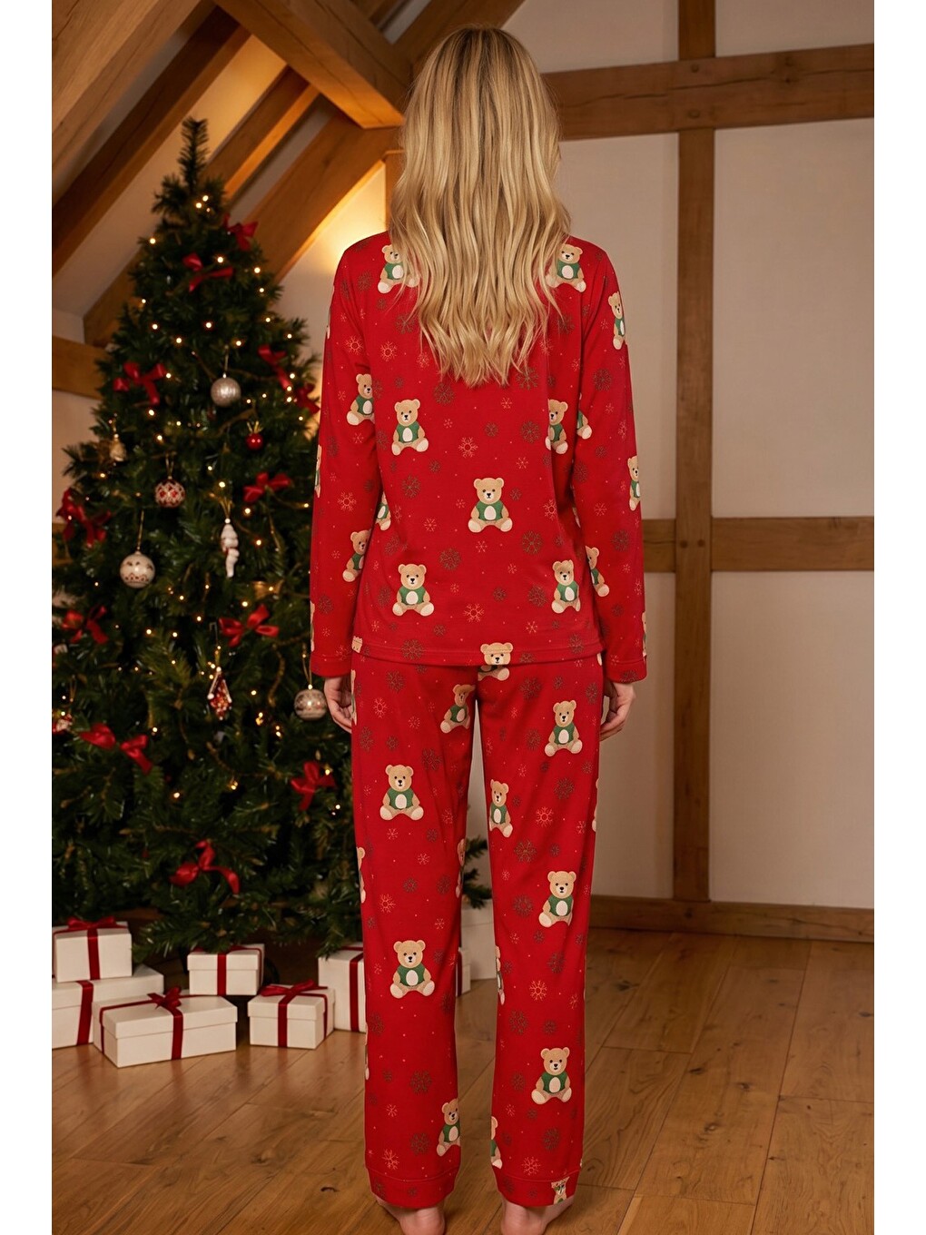 Kırmızı Yılbaşı Temalı Desenli Termal Kumaşlı Ultra Soft Yumuşak Düğmeli Örme Pijama Takımı-2