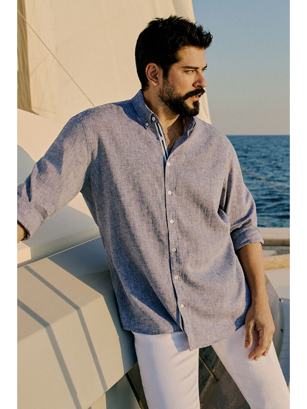 Erkek Gri Pamuklu Keten Comfort Fit Düğmeli Yaka Armürlü Gömlek-3