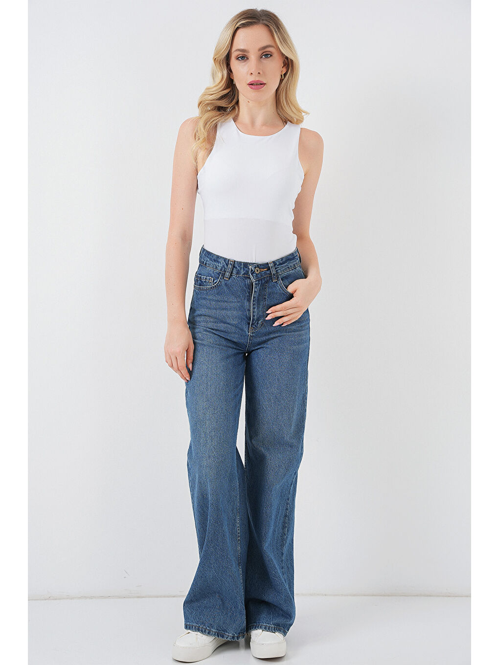 Kadın Halter Yaka Çıtçıtlı Body 972 - Beyaz-1