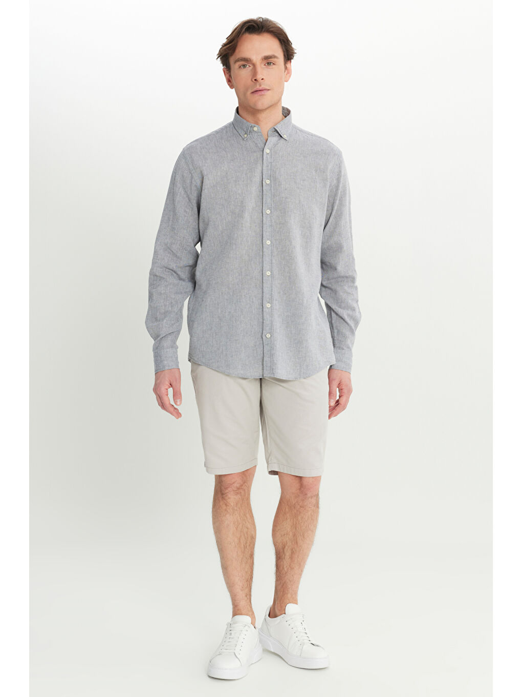 Erkek Gri Pamuklu Keten Comfort Fit Düğmeli Yaka Armürlü Gömlek-4