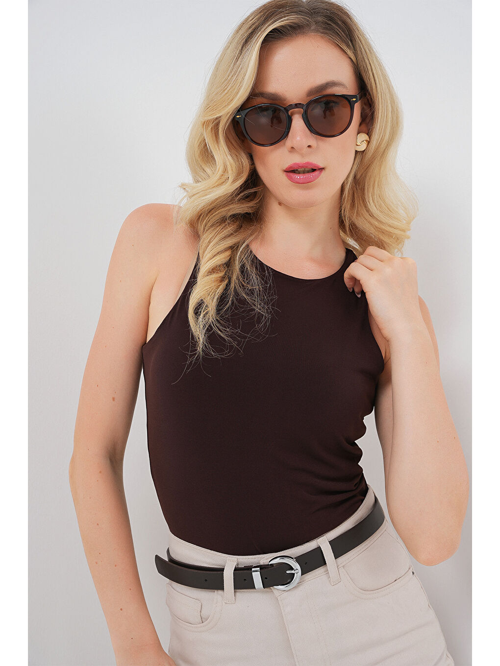 Kadın Halter Yaka Çıtçıtlı Body 972 - Kahverengi-2