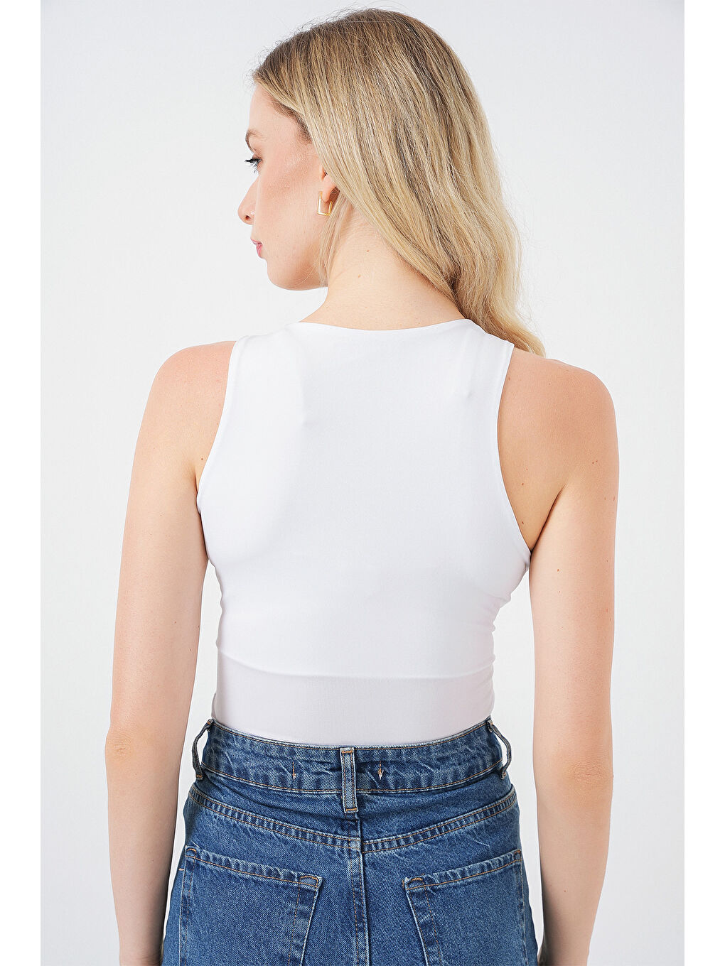 Kadın Halter Yaka Çıtçıtlı Body 972 - Beyaz-5