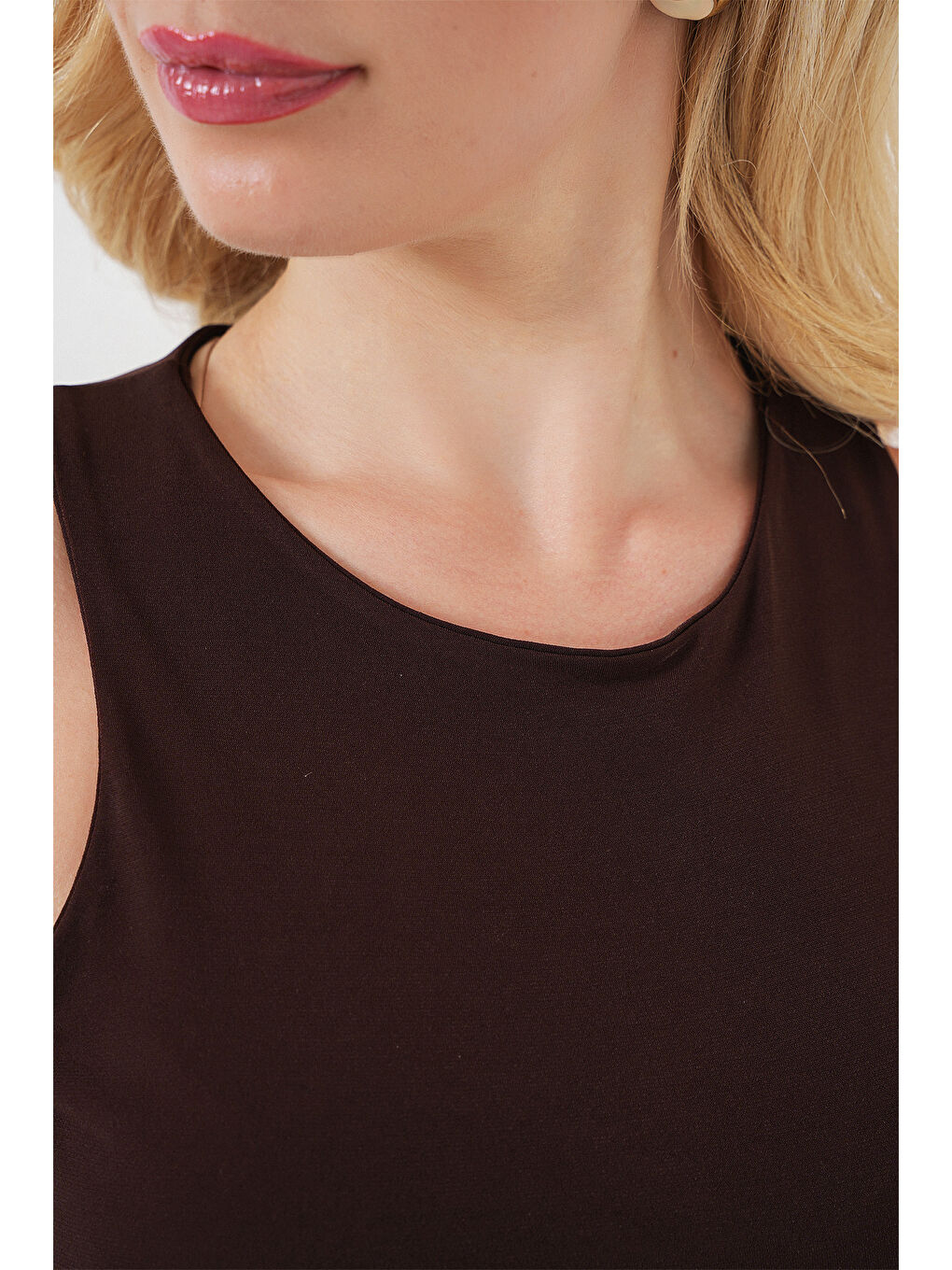 Kadın Halter Yaka Çıtçıtlı Body 972 - Kahverengi-5