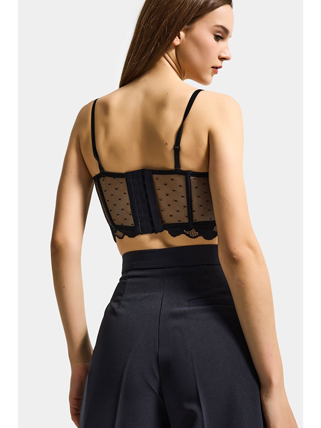 Kadın Siyah w5 Balenli Güpür Dantel Detaylı Askılı Özel Tasarım Büstiyer-4