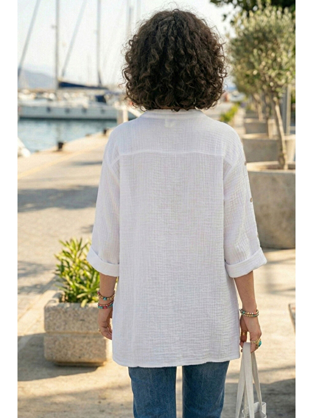 Beyaz Hakim Yaka 3/4 Kol Düğmeli Çift Cepli Yanları Düğmeli Casual Müslin Dokuma Bluz 70 65-4