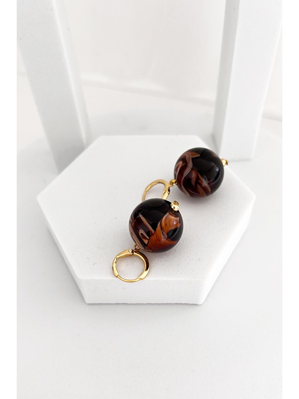 Kahverengi 20mm Büyük Boncuklu Küpe-1