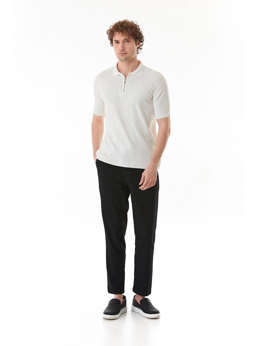 Ekru Şeritli Polo Yaka Yarım Fermuarlı Triko Tişört-2