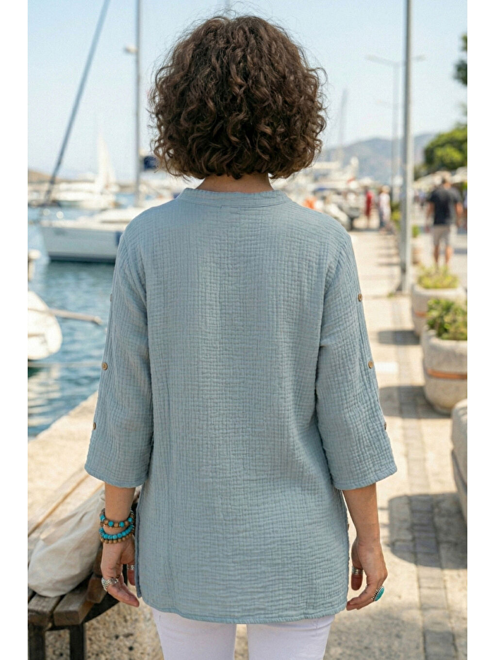 Açık Mavi Hakim Yaka 3/4 Kol Düğmeli Çift Cepli Yanları Düğmeli Casual Müslin Dokuma Bluz 70 65-4