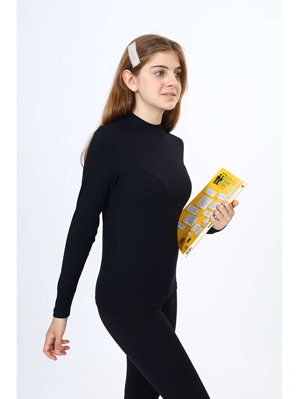 Siyah Kız Çocuk Okul Tişört-2