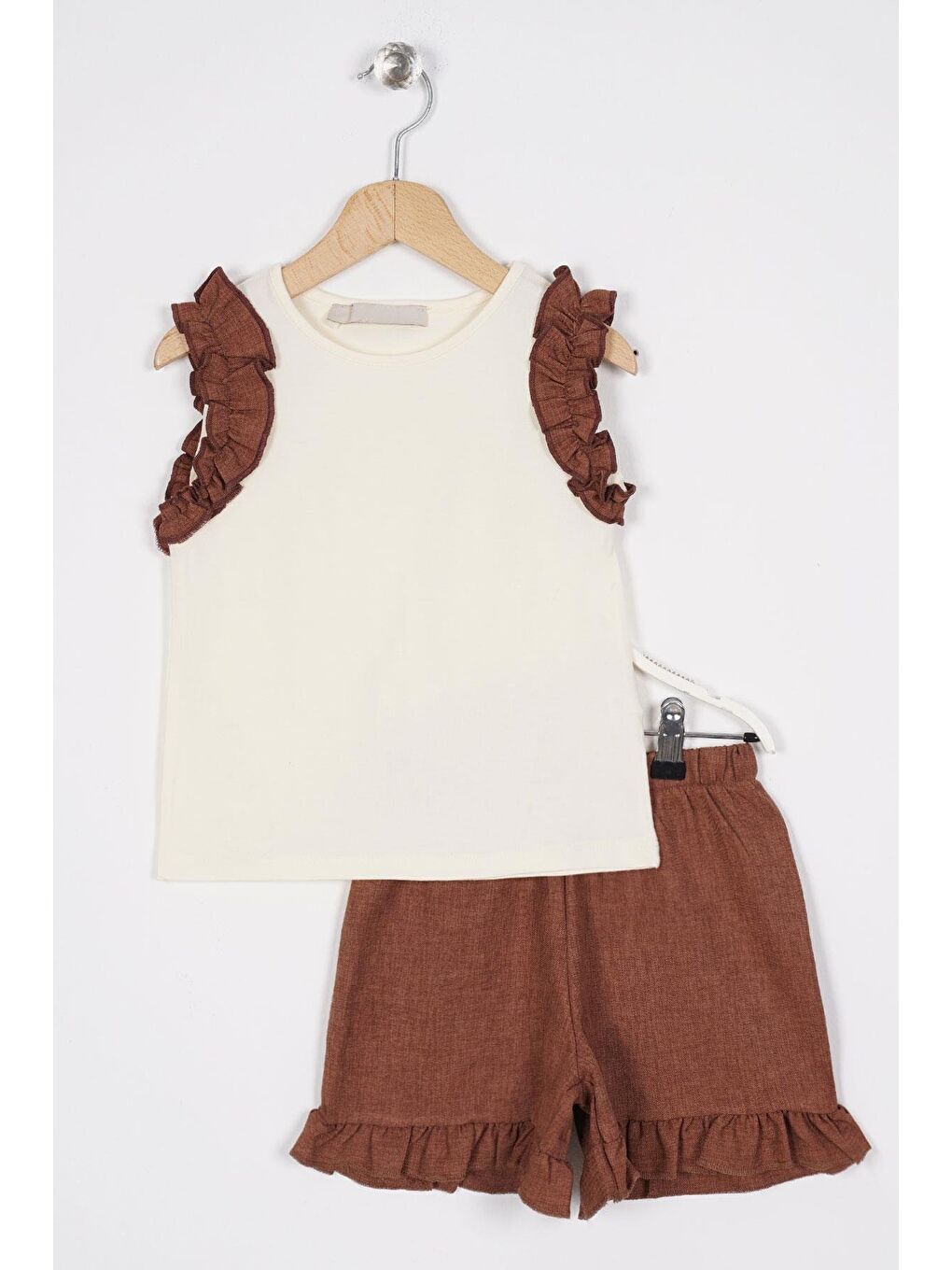 Lila Bisiklet Yaka Sıfır Kol Fırfırlı Şortlu Ekru Kahve Renk Kız Çocuk İkili Takım