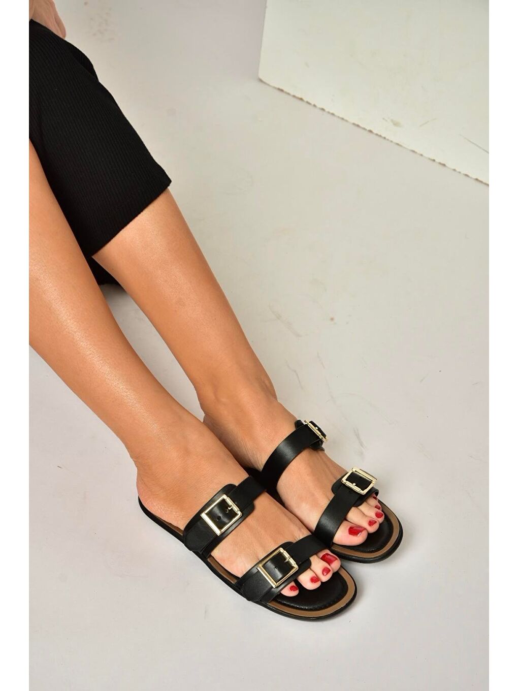 Siyah Kadın Terlik Y973291109-3