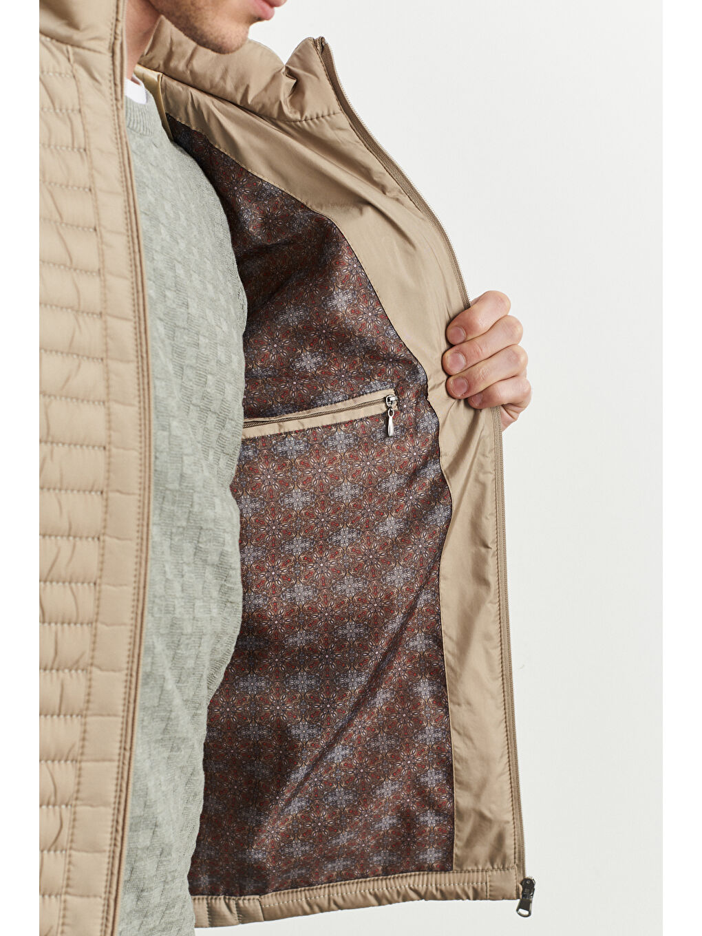 Erkek Bej Standart Fit Normal Kesim Soğuk Hava Geçirmez Desenli Şişme Mont-6