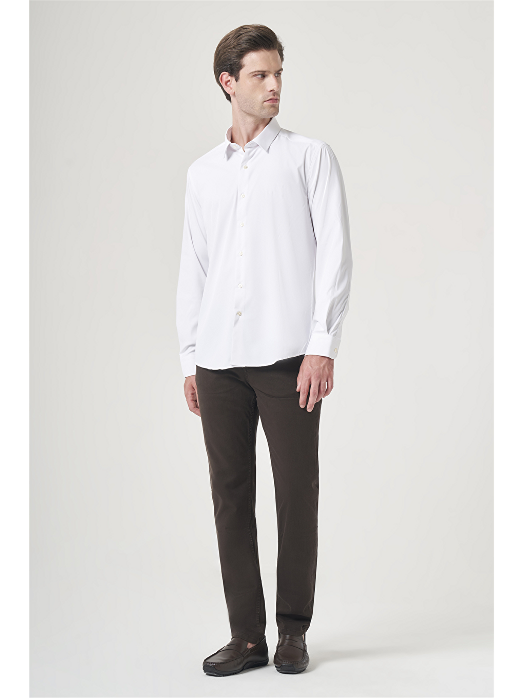 Beyaz Sert Yaka Uzun Kol Cepsiz Slim Fit Esnek Su İtici Gömlek 1004260234-1