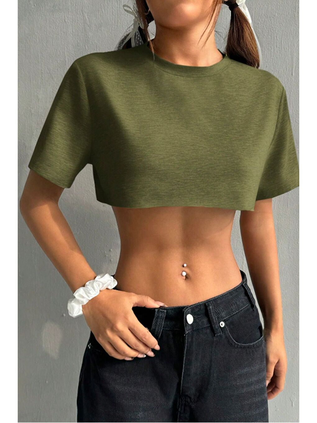 Kadın Haki Bisiklet Yaka Oversize Crop T-Shirt-4