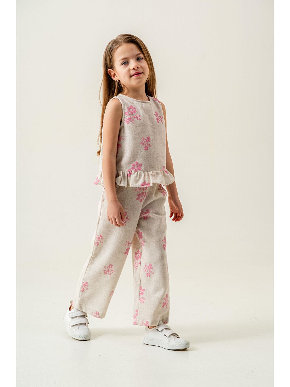 Pembe Kız Çocuk Ekru Çiçek Desenli Poplin Keten Bluz Ve Pantolon Takımı-3