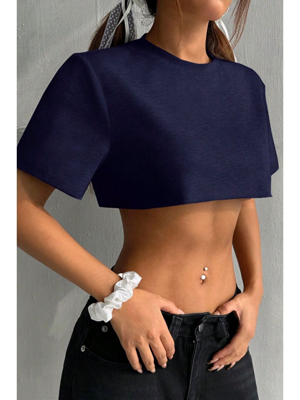 Kadın Lacivert Bisiklet Yaka Oversize Crop T-Shirt-3