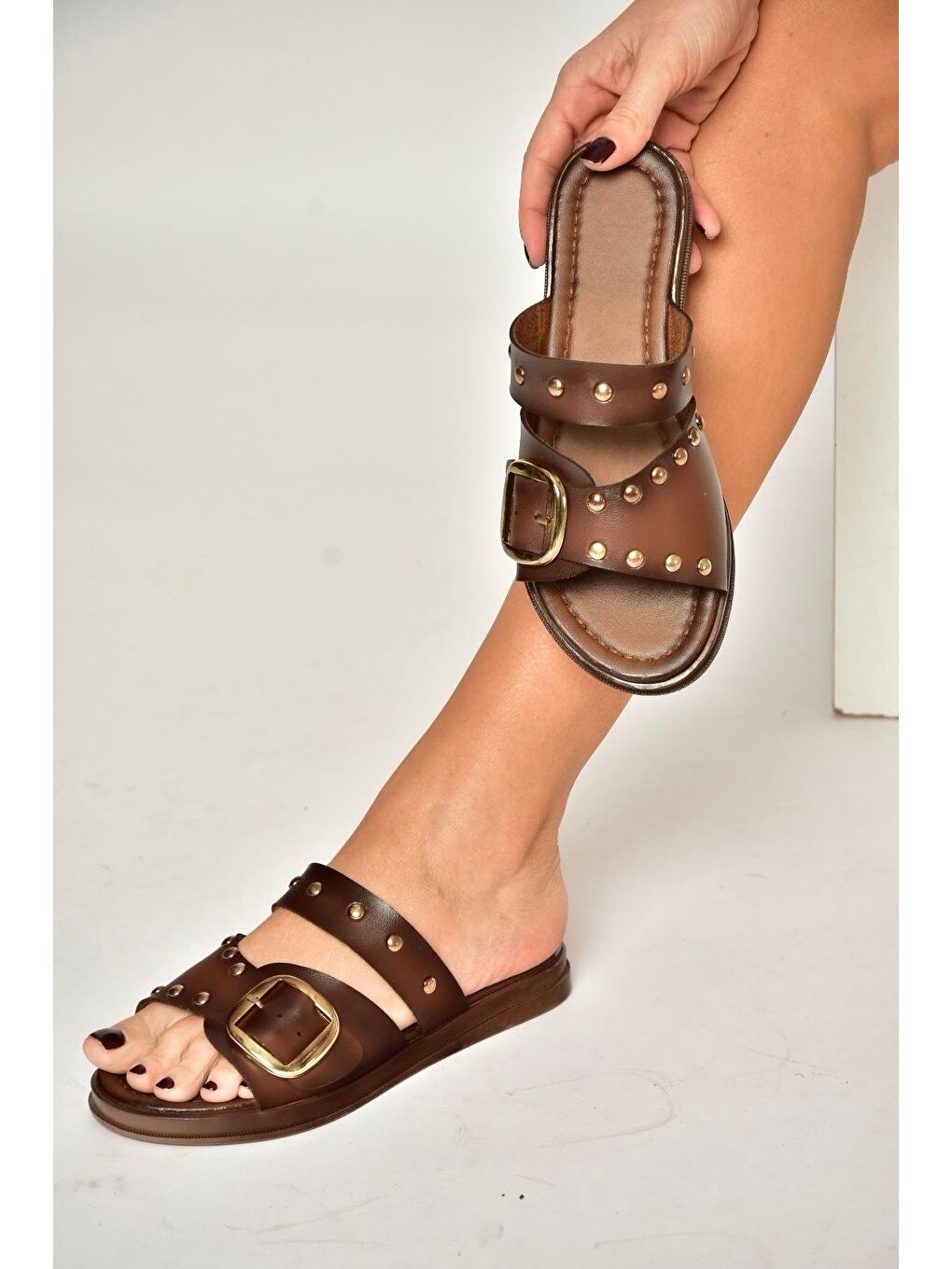 Kahverengi Kadın Terlik Y390450703-1