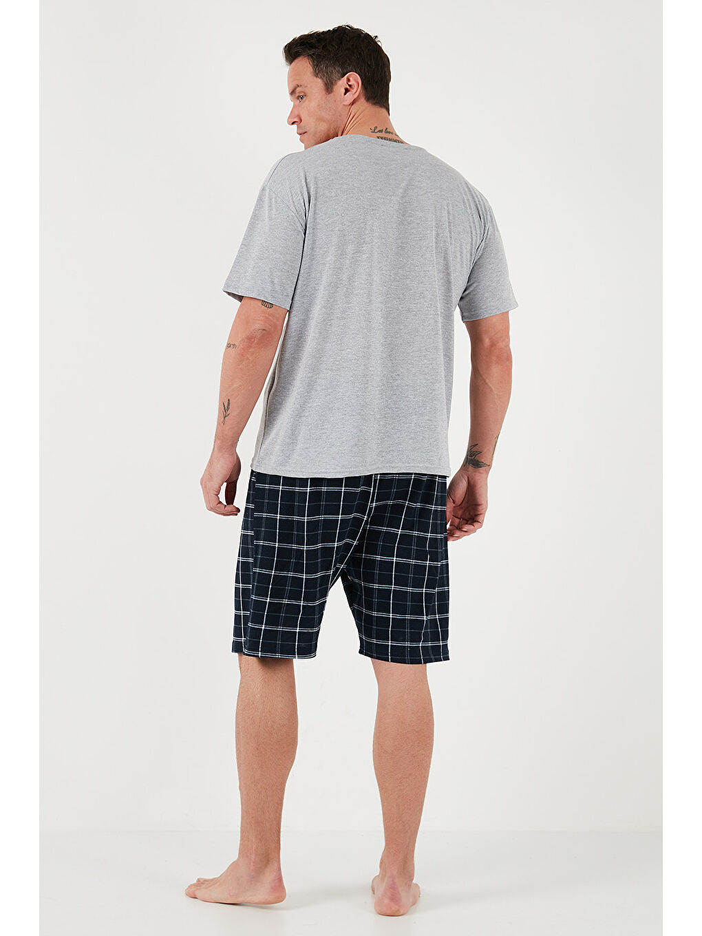 Gri Kareli Regular Fit Pamuklu Bisiklet Yaka Kısa Kollu %100 Pamuk Şortlu Pijama Takımıı 6572020-6