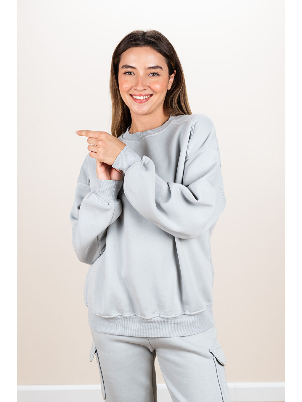 Ecrou Gri Kadın Gri Düşük Kol Paçalı Oversize Bisiklet Yaka Basic Sweat - 6