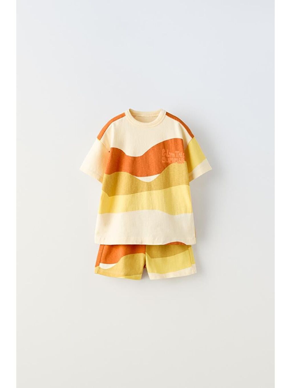 Karışık Unisex Çocuk Renkli Desenli Pamuklu Tişört Ve Şort Takımı – Yazlık Rahat Kombin