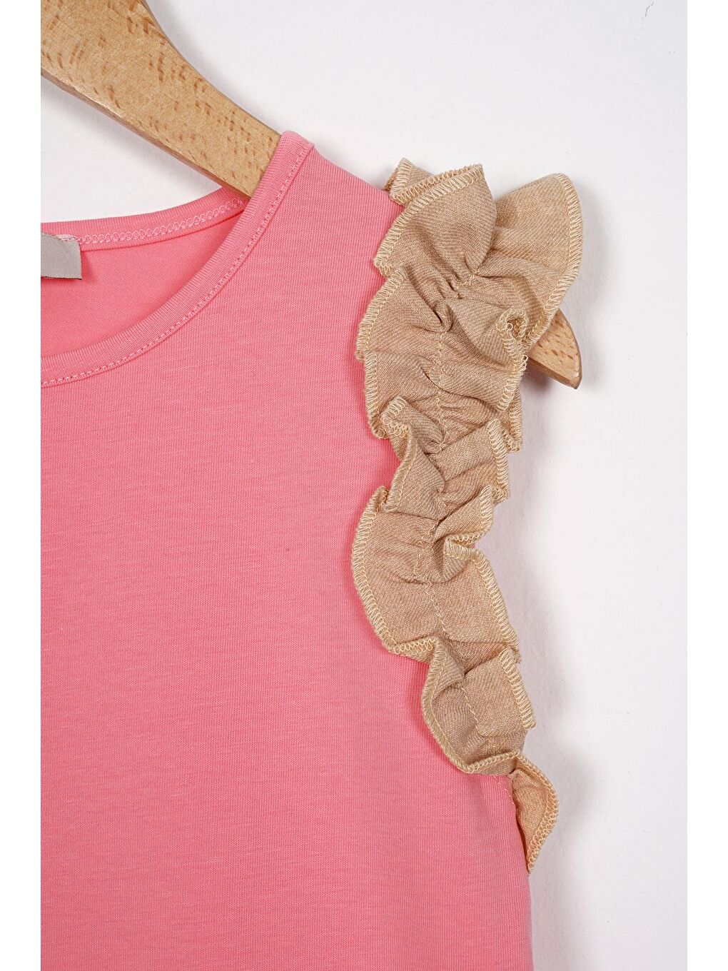 Bisiklet Yaka Sıfır Kol Fırfırlı Şortlu Açık Pembe Koyu Bej Renk Kız Çocuk İkili Takım-1