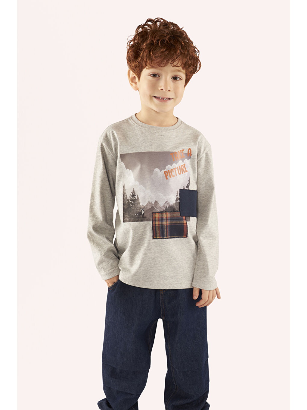 Gri Erkek Çocuk Patch Detaylı Tişört-3