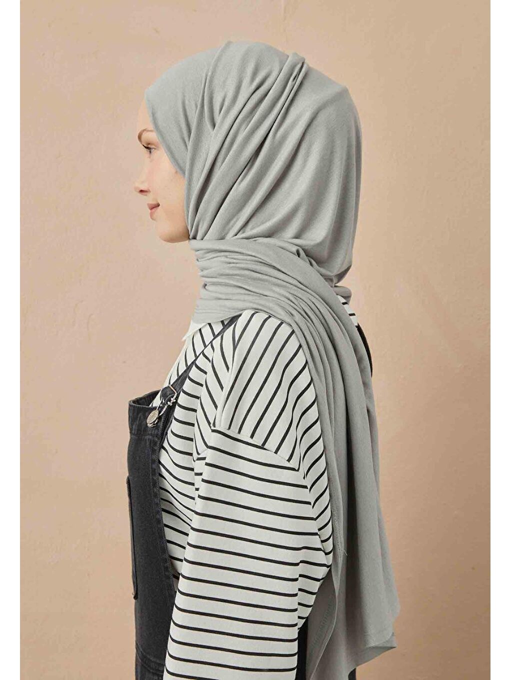 Gri Penye Şal Gumus-3