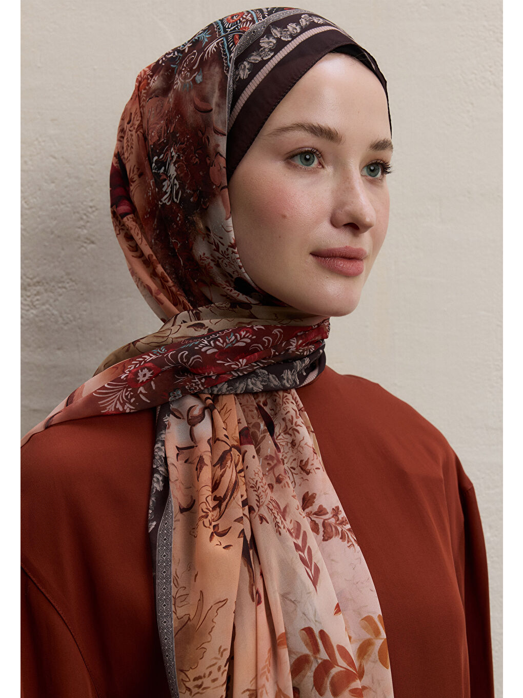 Kahverengi Ellen Desen İpek Krep Şal Kiremit-1