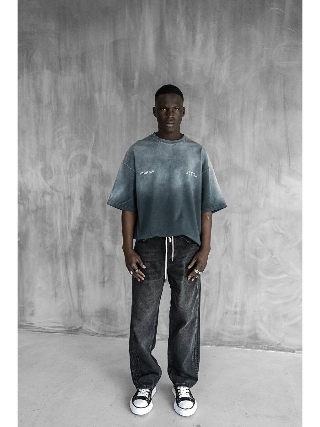 Erkek Renk Geçişli Baskılı Oversize Yıkamalı Tişört Siyah-1