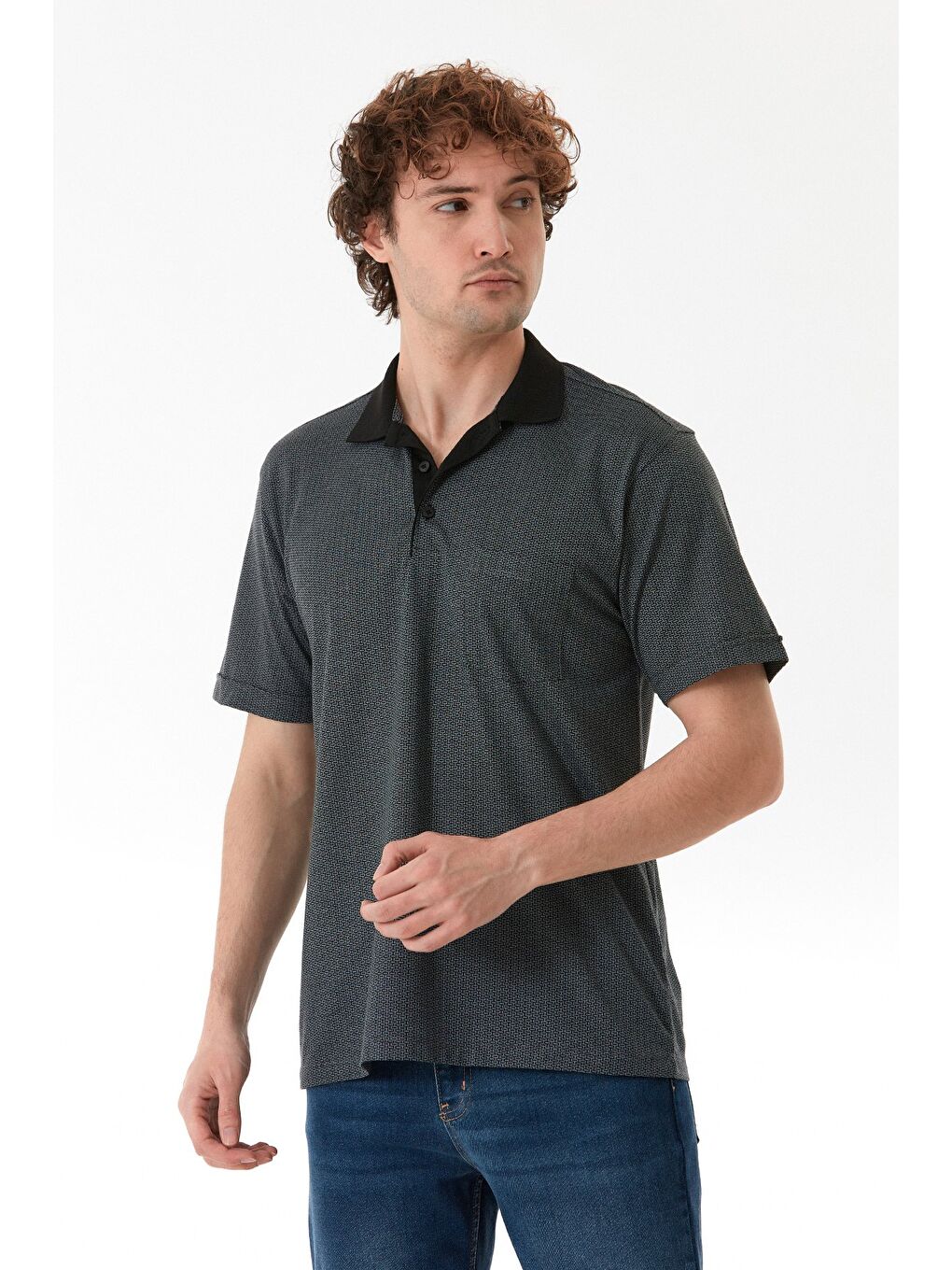 Siyah Desenli Regular Fit Yarım Düğmeli Polo Yaka Tişört