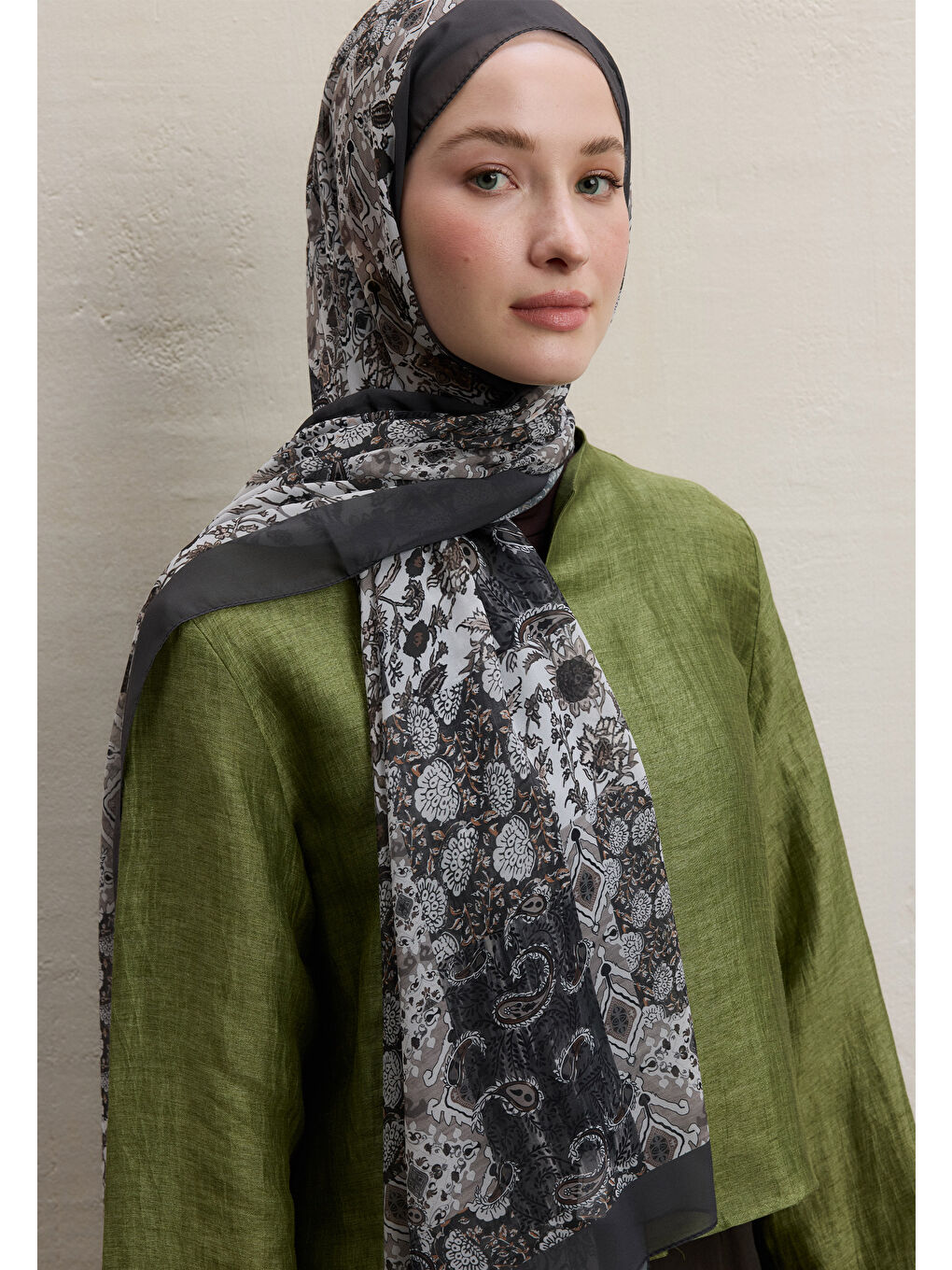 Bej Ethnıc Fıgure Desen İpek Krep Şal Vizon-1