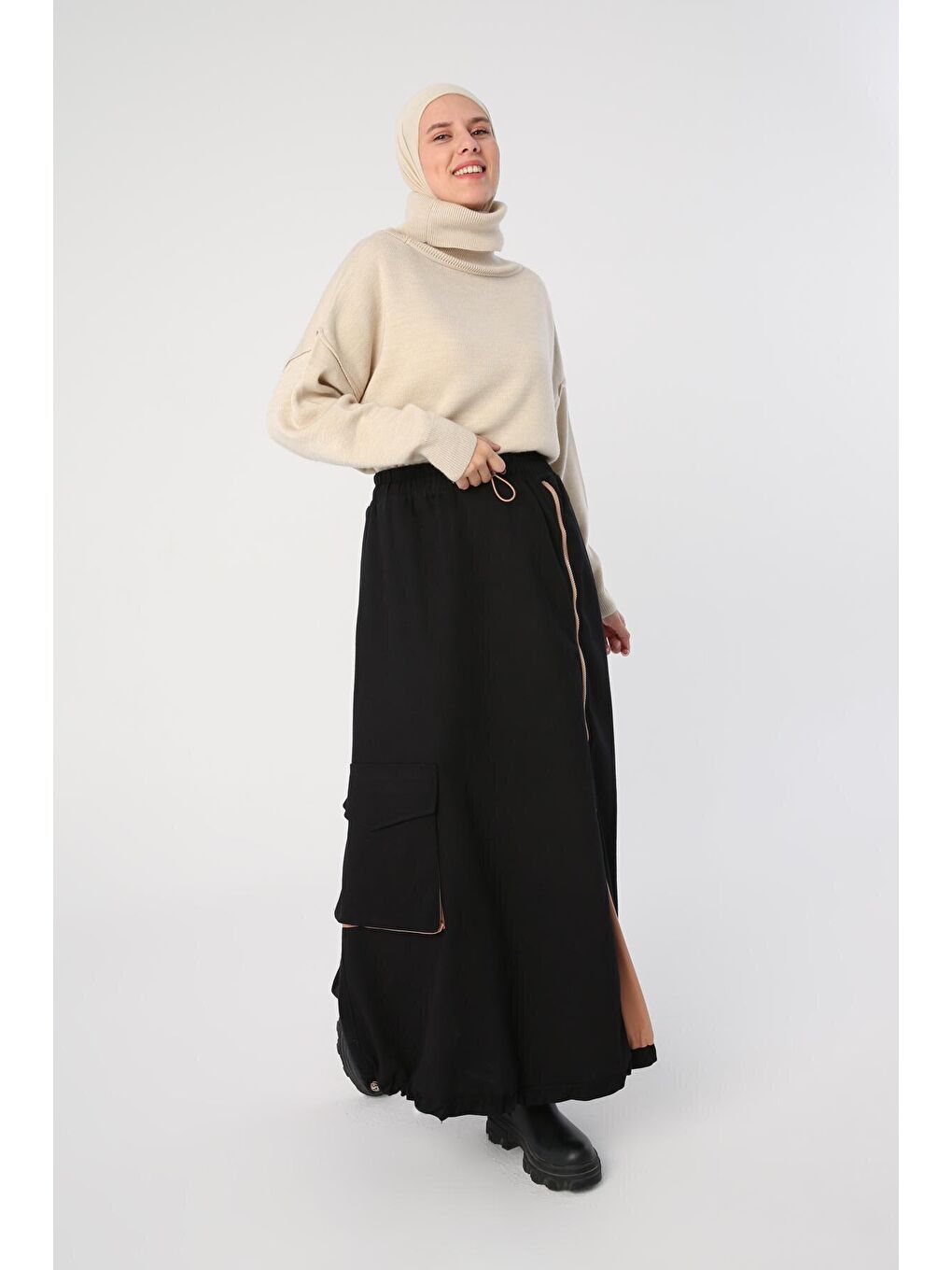 Siyah Pamuklu Kontrast Dokuma Garnili Fermuarlı Kargo Etek-2