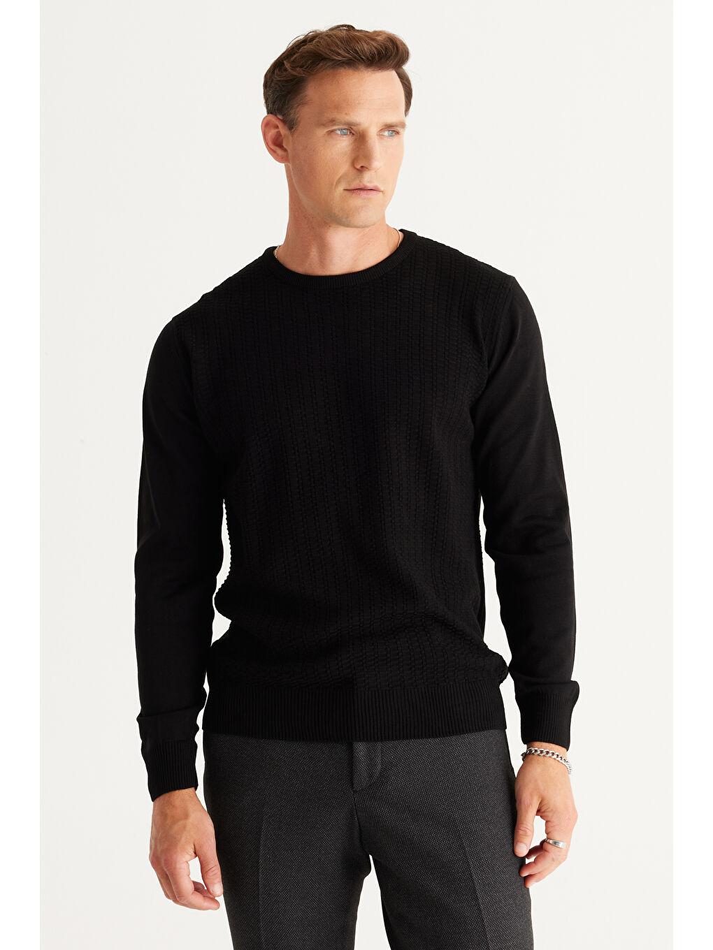 Erkek Siyah Anti-Pilling Tüylenme Yapmayan Standart Fit Önü Jakarlı Triko Kazak-1