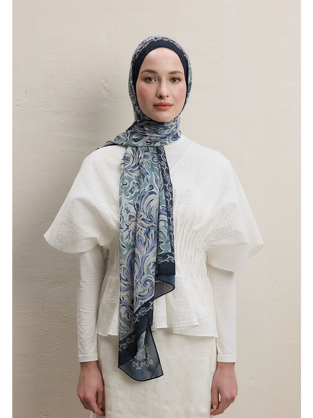 Yeşil Laura Desen İpek Krep Şal Mint-2