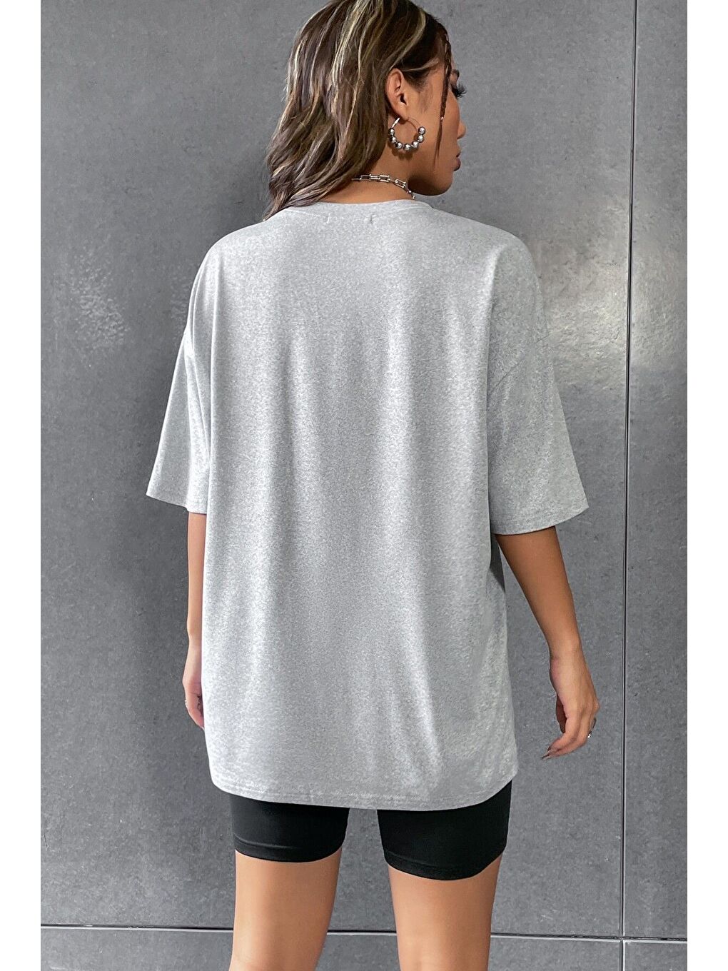 Kadın Gri Bisiklet Yaka Brooklyn Baskılı Oversize T-Shirt-Tayt Takım-1